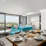 Luxury T2 With Ocean View Apartment